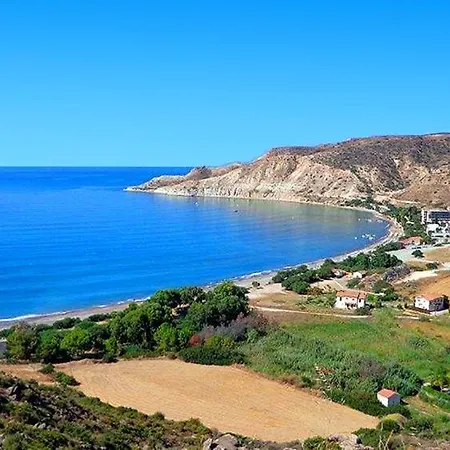 Cyprus Chaletu *
